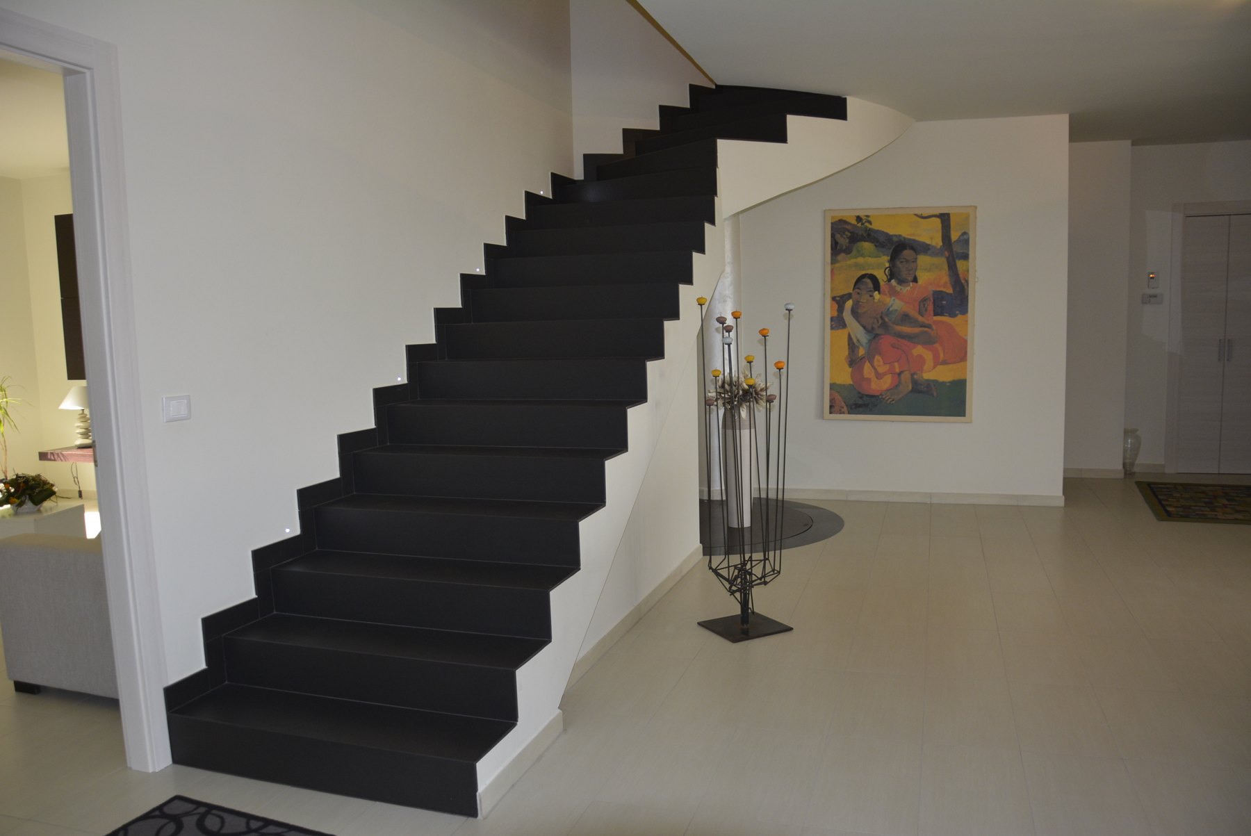 SCALA NERO OPACO DEKTON